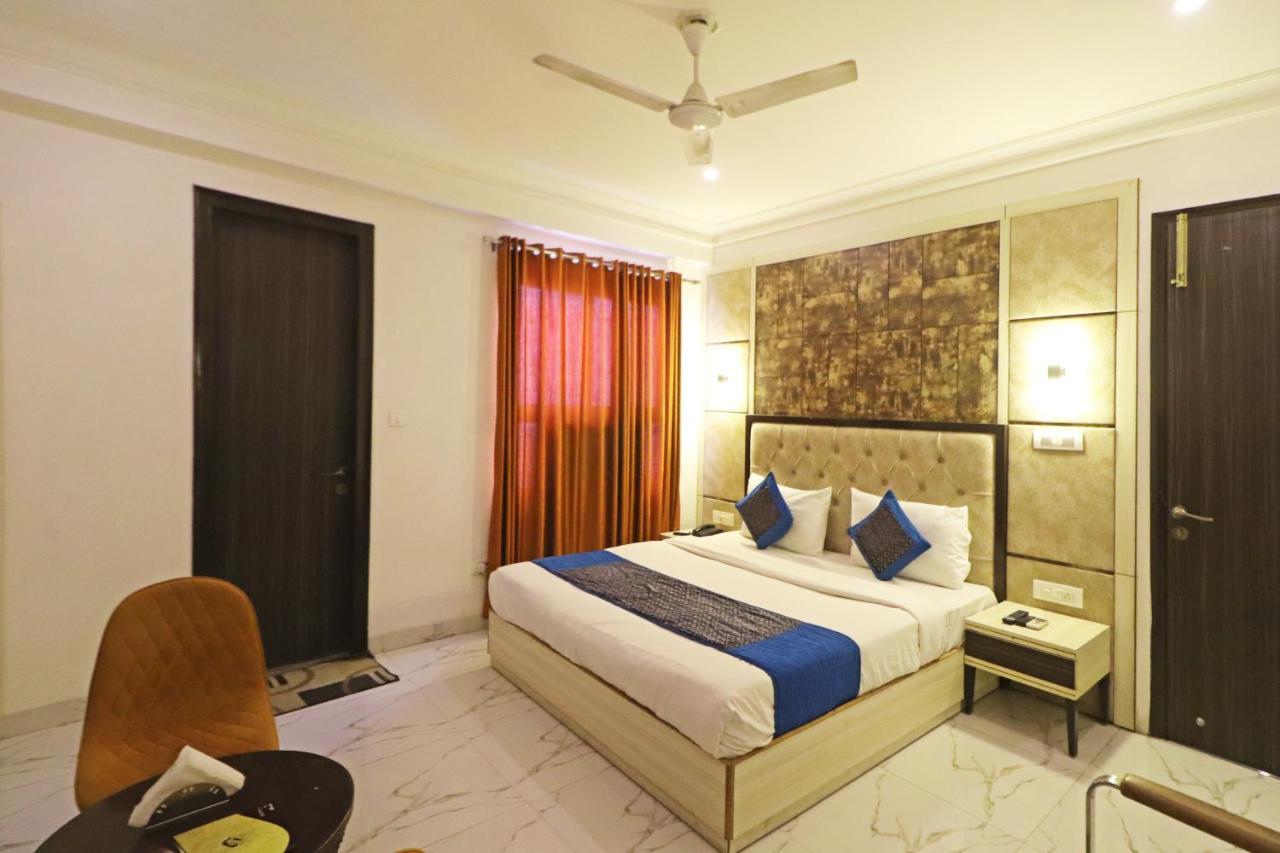 Hotel Almora Near Delhi Airport New Delhi Exterior photo