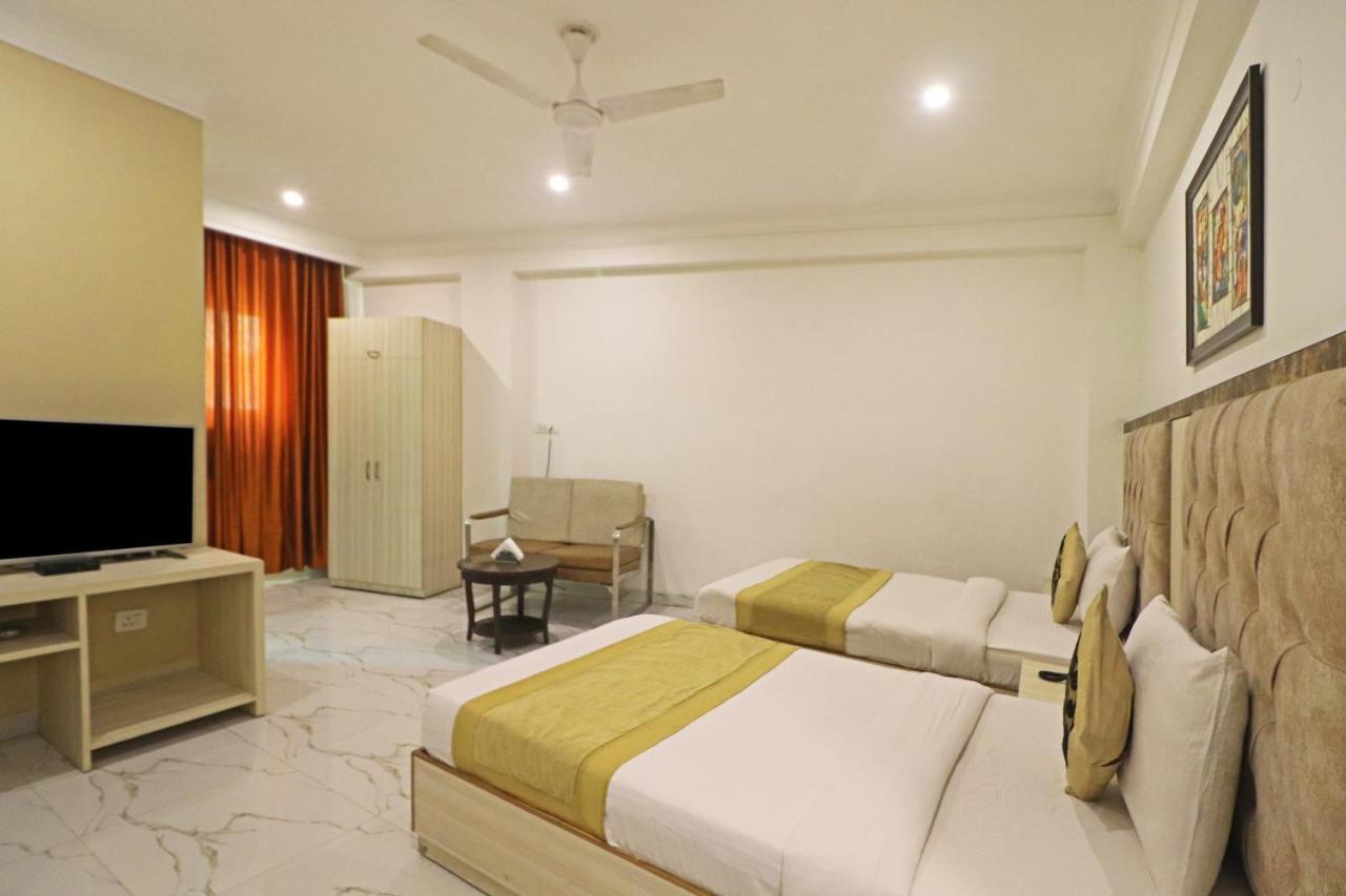 Hotel Almora Near Delhi Airport New Delhi Exterior photo