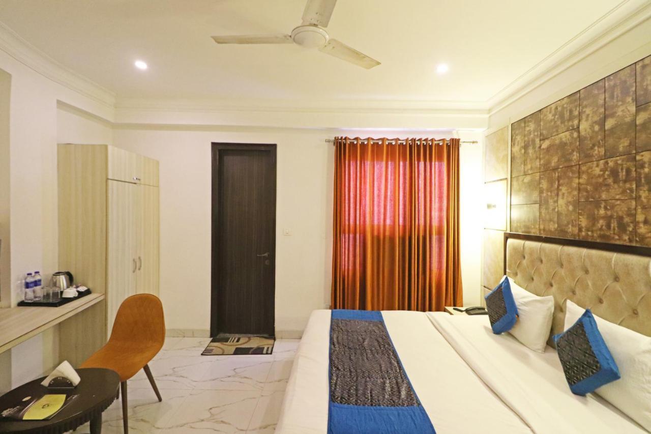 Hotel Almora Near Delhi Airport New Delhi Exterior photo